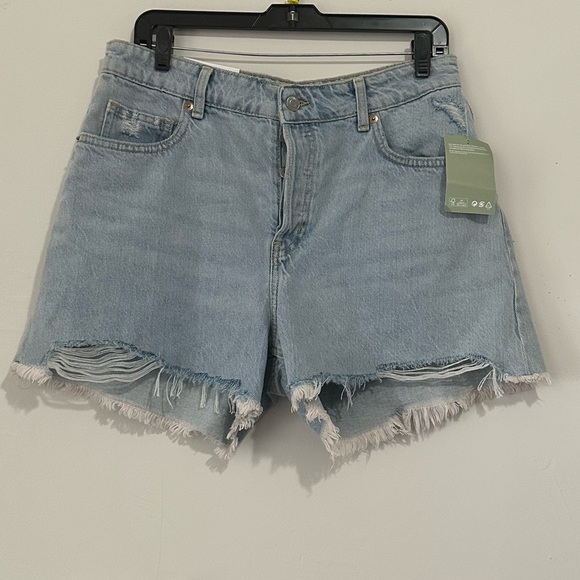 H&M Light Blue Distressed Jean Shorts - Picture 2 of 4
